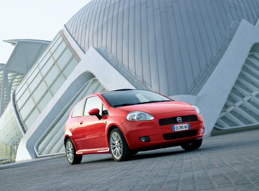  Fiat Grande Punto Multijet 3-Door 2005 года  (фото 24 из 51)